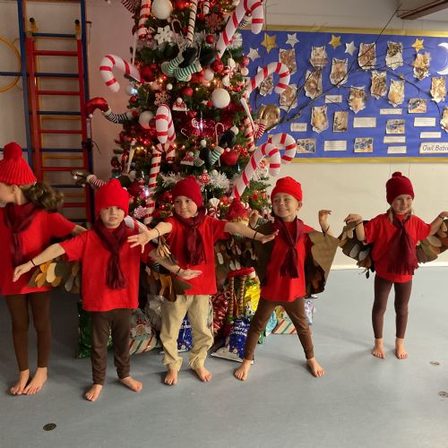 Holly Christmas Play